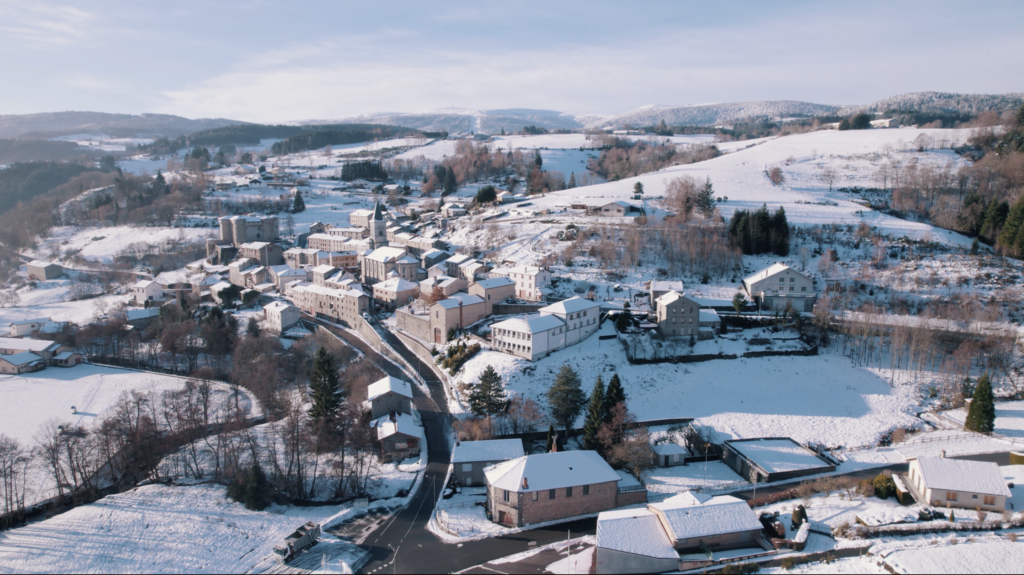 Vidéo meilleurs voeux à ChalmazelJeansagnière