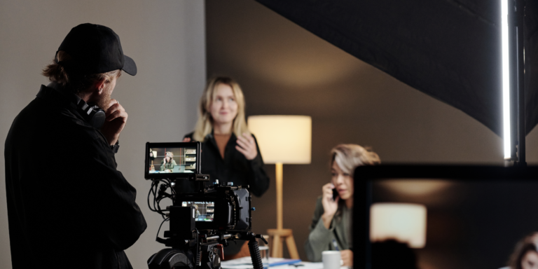 Pourquoi collaborer avec une agence vidéo marketing